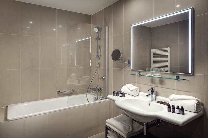 Bath Interior
