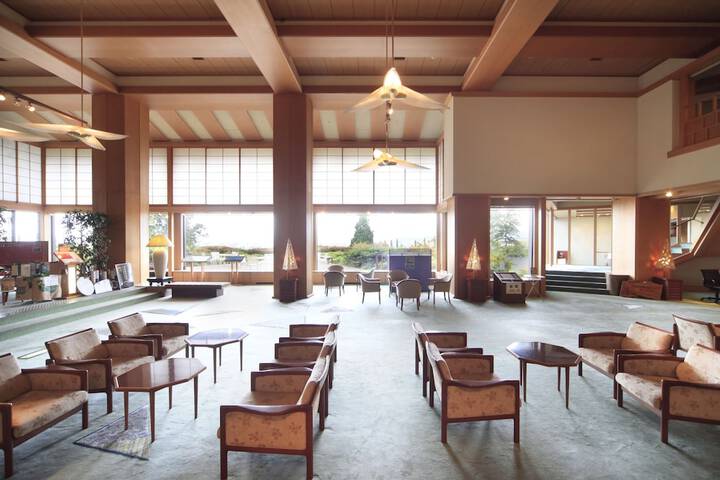 Hotel Interior 6 of 122