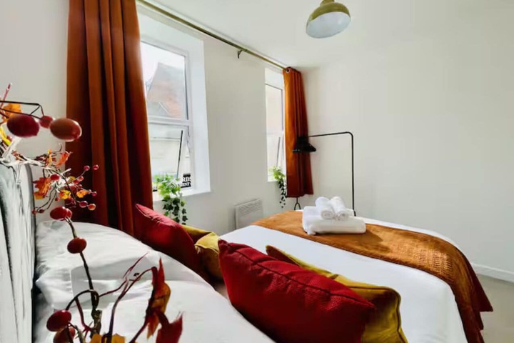 Room 70 of 75