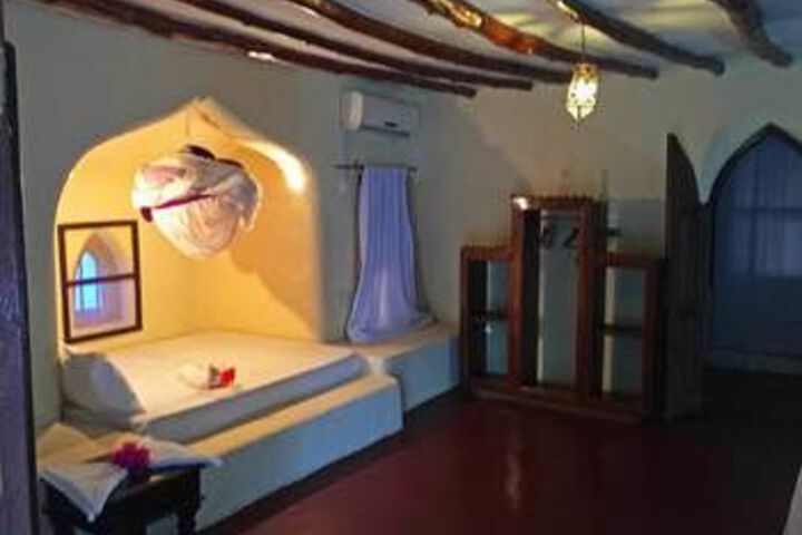 Room 6 of 20
