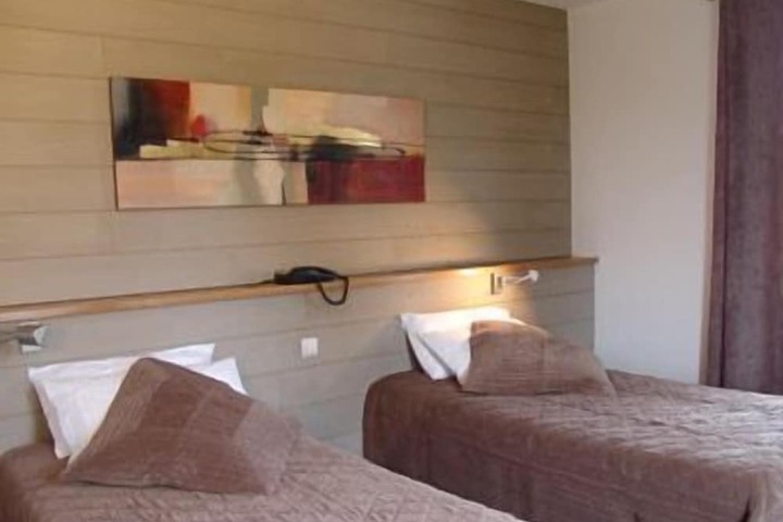 Room 5 of 29
