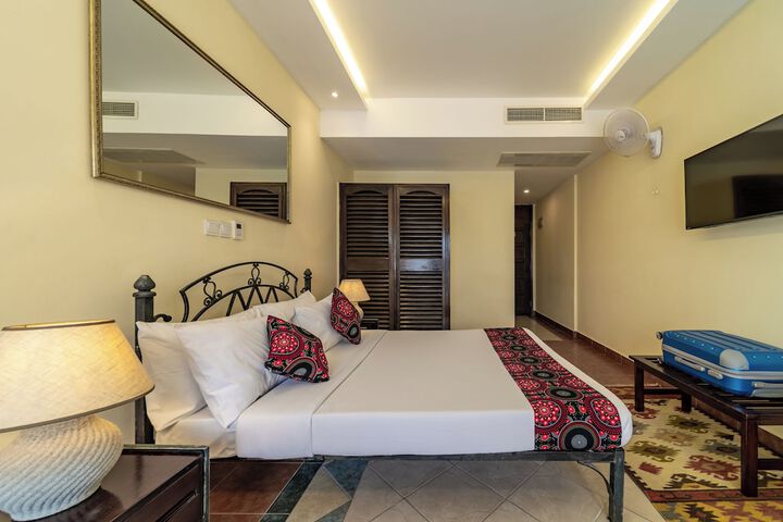 Room 7 of 44