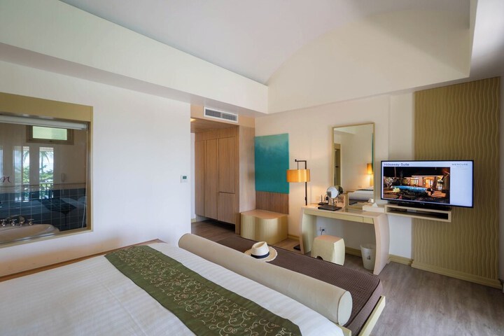 Room 30 of 150