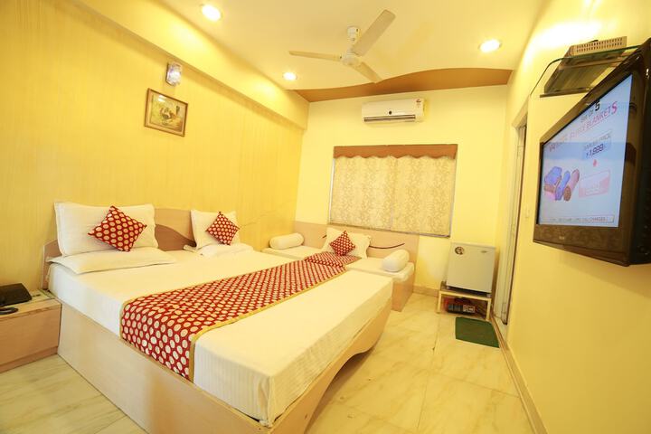 Room 17 of 57