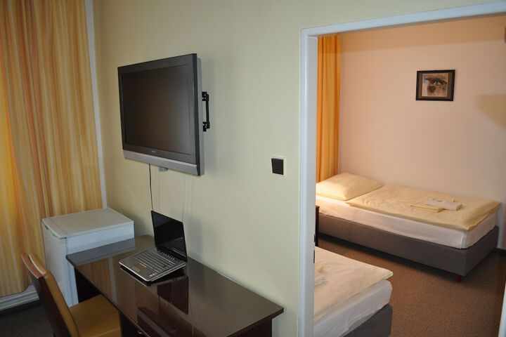 Room 35 of 75
