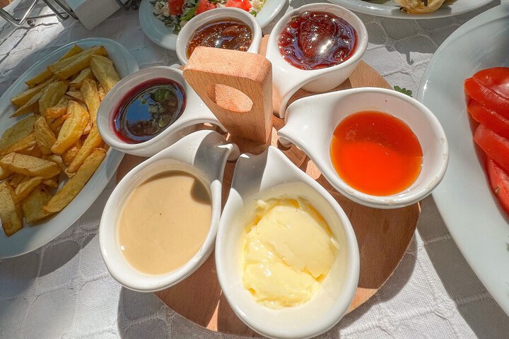 Breakfast/Coffee Service 69 of 139