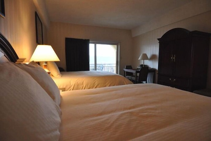 Room 4 of 34