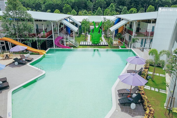 Pool 59 of 91