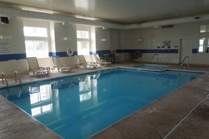 Pool 24 of 29
