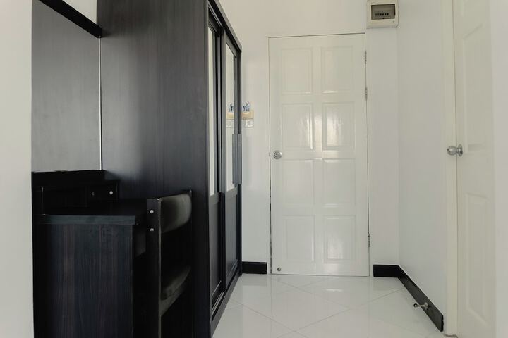 Room 16 of 74