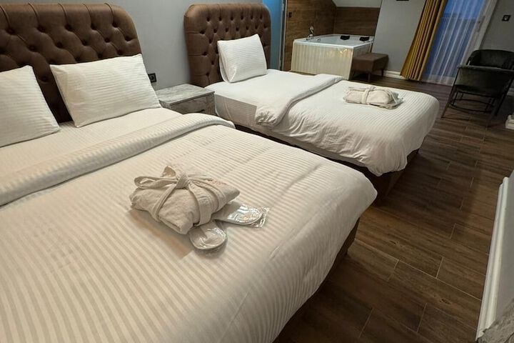 Room 13 of 45
