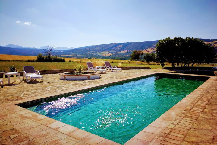 Pool 39 of 79