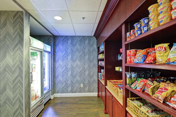 Snack bar
