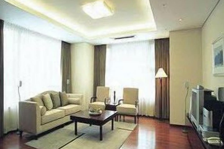 Room 18 of 34