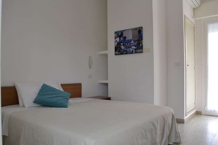 Room 16 of 113