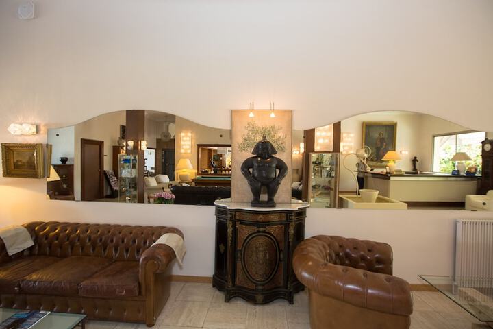 Hotel Interior 55 of 71