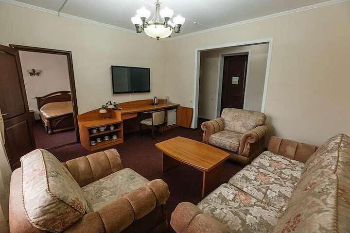 Room 25 of 44