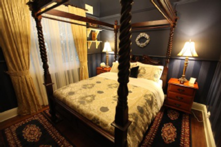 Room 46 of 108