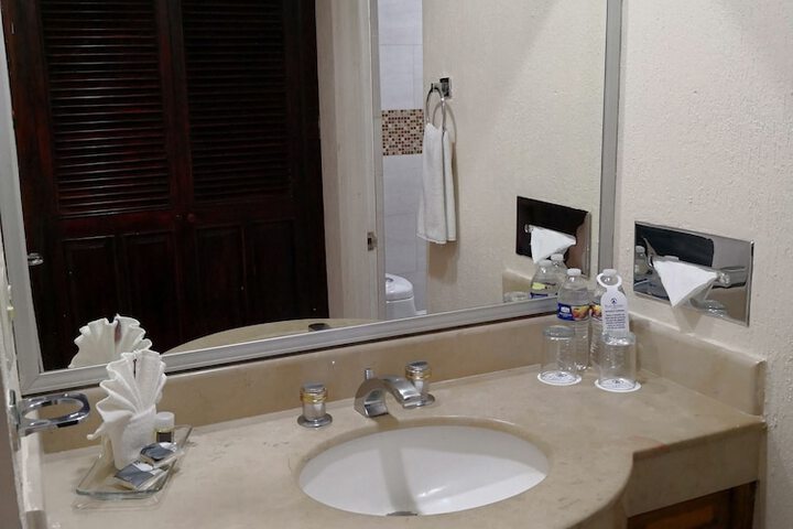 Clean Restrooms