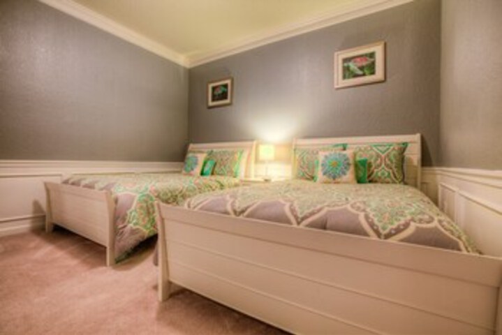 Hotel 50 of 60