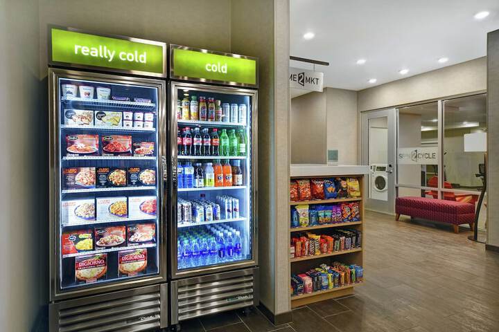 Snack bar