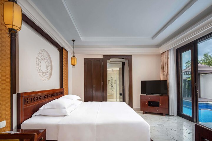 Room 28 of 163