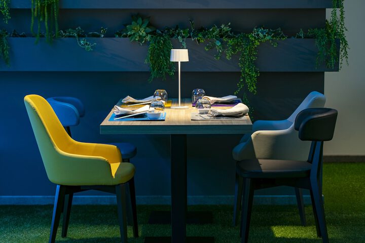 Dining 53 of 122