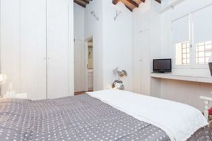 Room 14 of 28