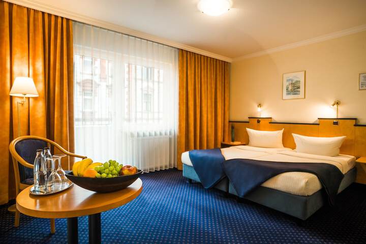 Room 4 of 56
