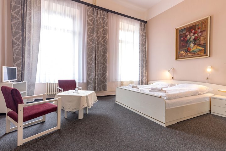Room 7 of 21