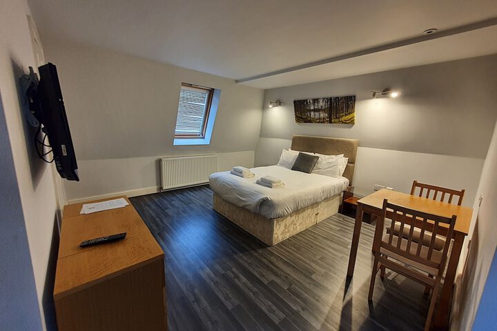 Room 37 of 80