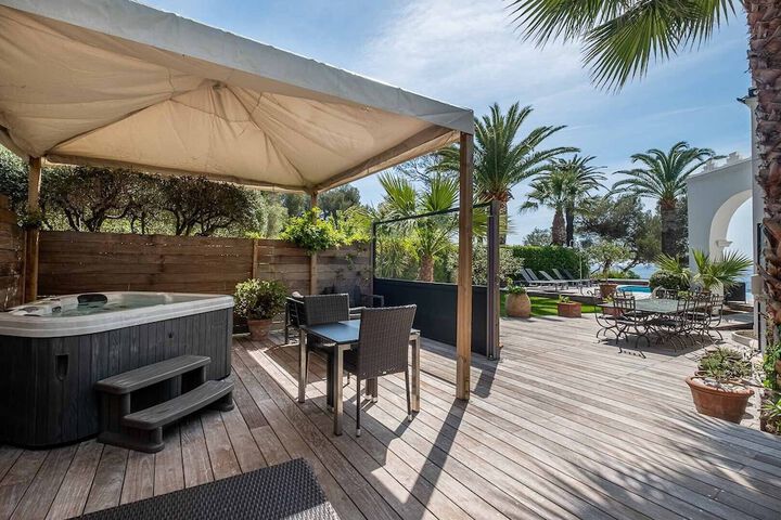Terrace/Patio 21 of 47