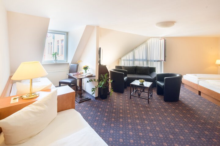 Room 7 of 20