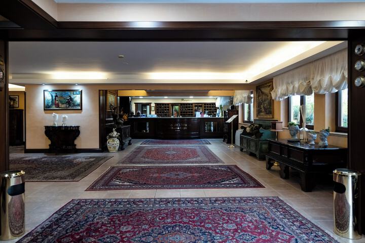 Lobby Photos
