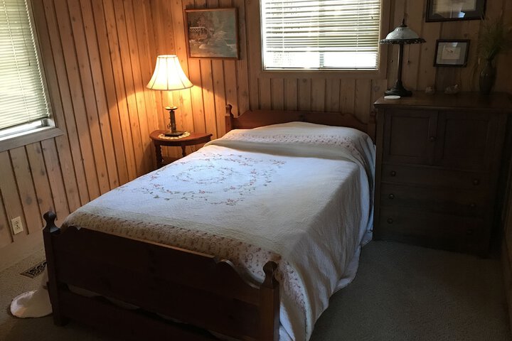 Room 49 of 400