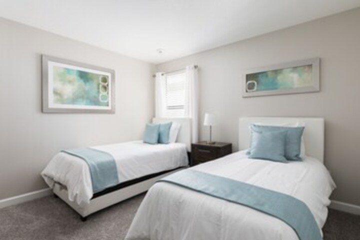 Room 15 of 31
