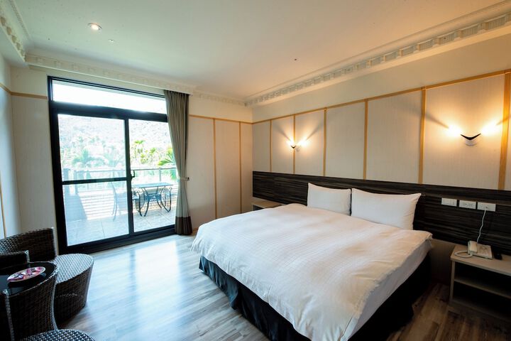 Room 22 of 120