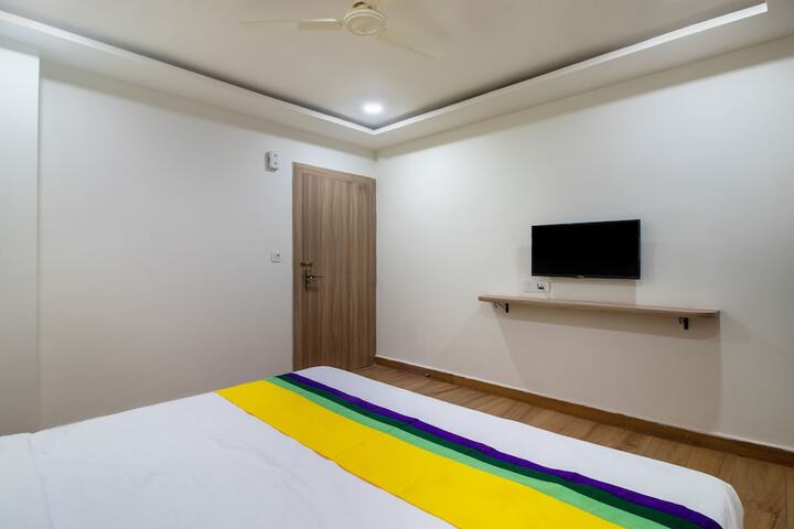 Room 14 of 23