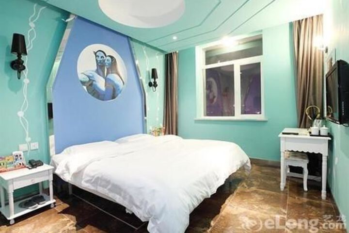 Room 2 of 42
