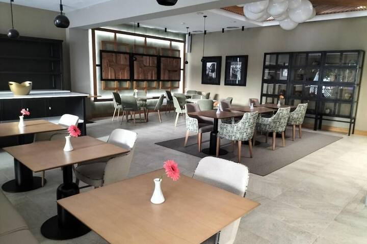 Reception hall