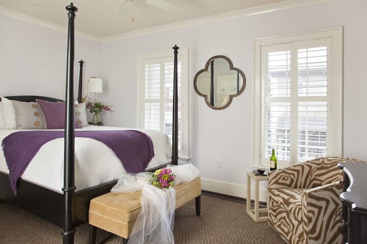 Room 2 of 104