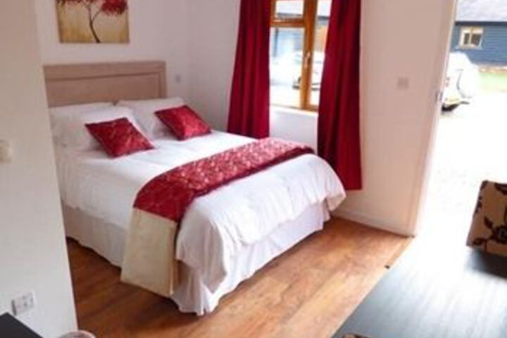 Room 8 of 25