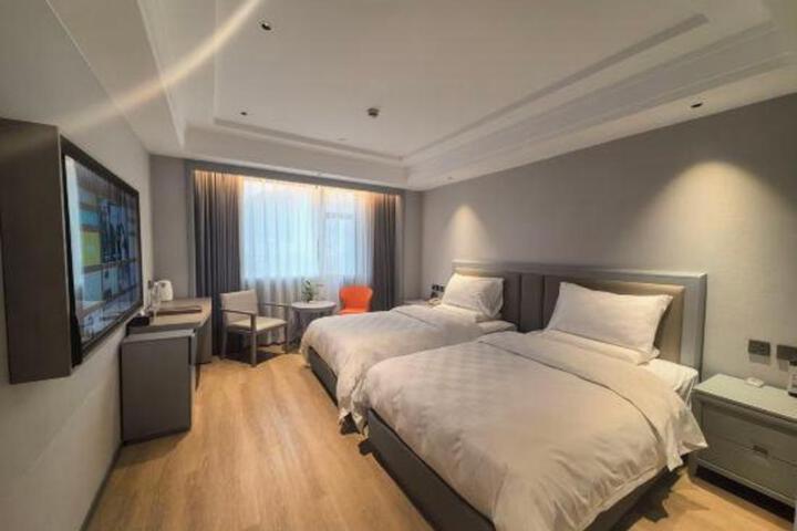 General 13 of 14