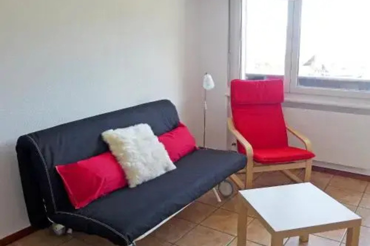 Room 11 of 21