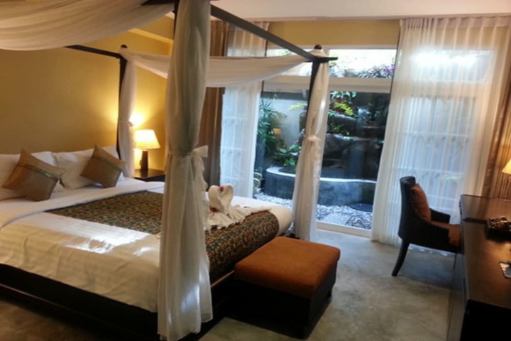 Room 17 of 124