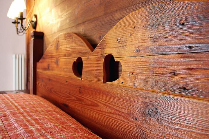 Room 24 of 28