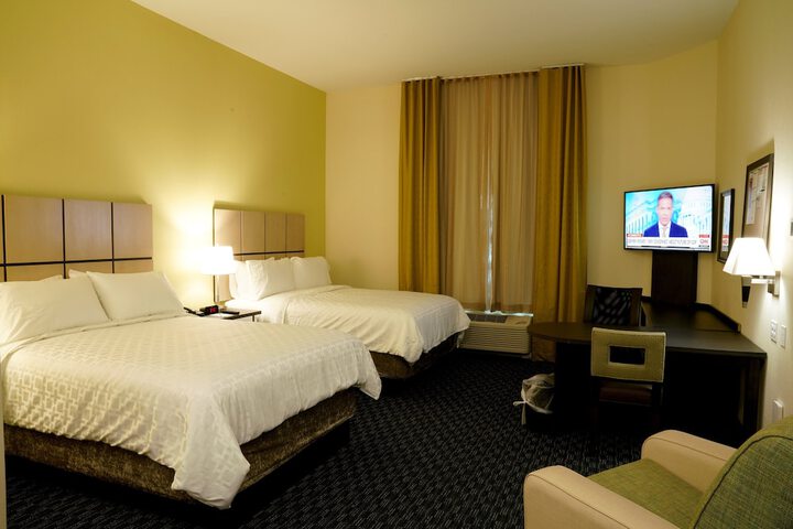 1 King Bed Studio Suite (12 of 18)