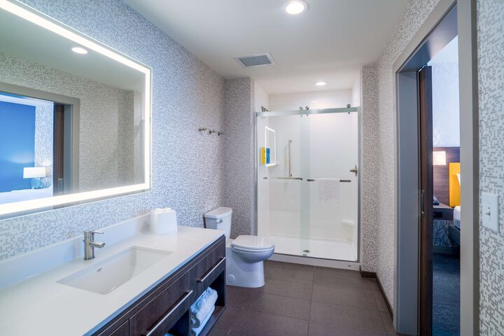 Bathroom shower