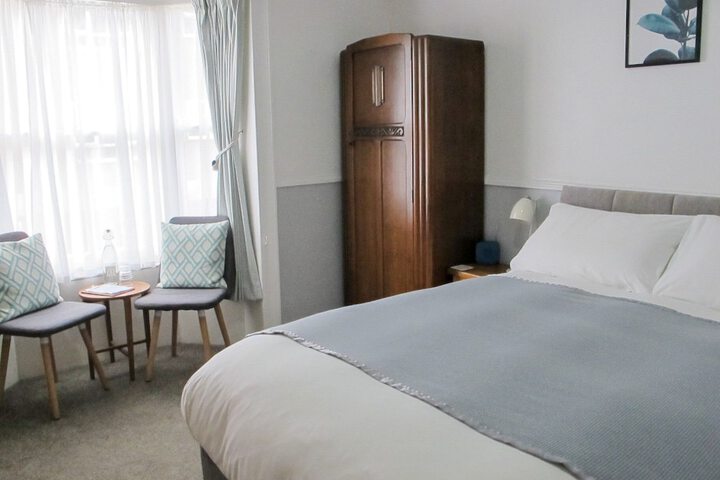 Room 3 of 26