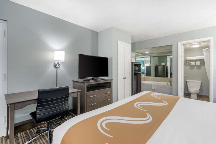 Standard | King Bed (20 of 20)